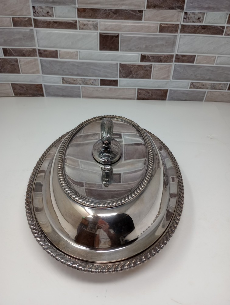 Gorham Y1526 Silver Plated Oval Serving Dish w/Lid Curved Edges Removable Handl