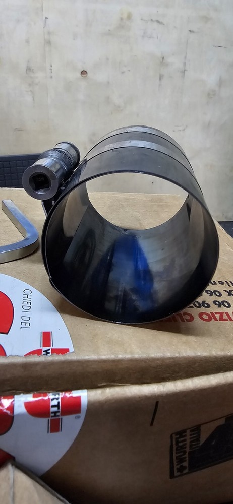 Würth universal tool for elastic piston bands