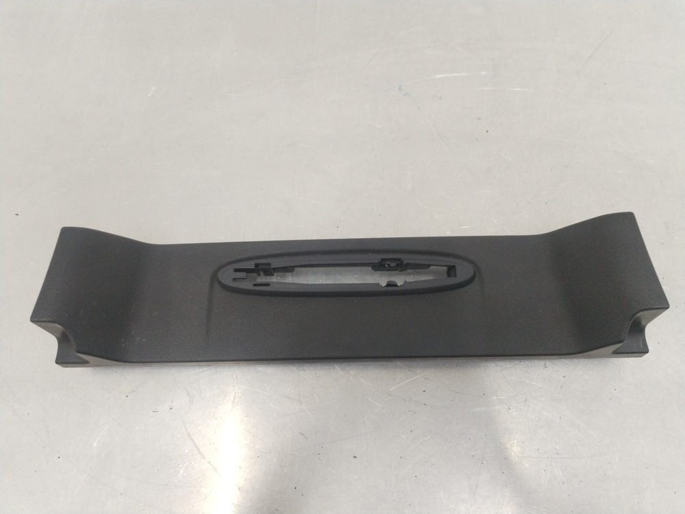 Mercedes E-Class W207 Rear PDC Parking Sensor Display Distance Indicator Trim
