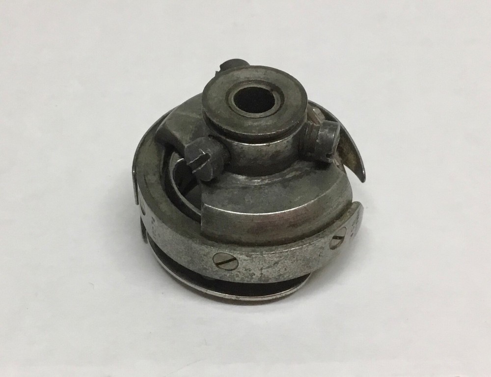 Vintage Singer Simanco 40274 Rotating Hook Bobbin Case