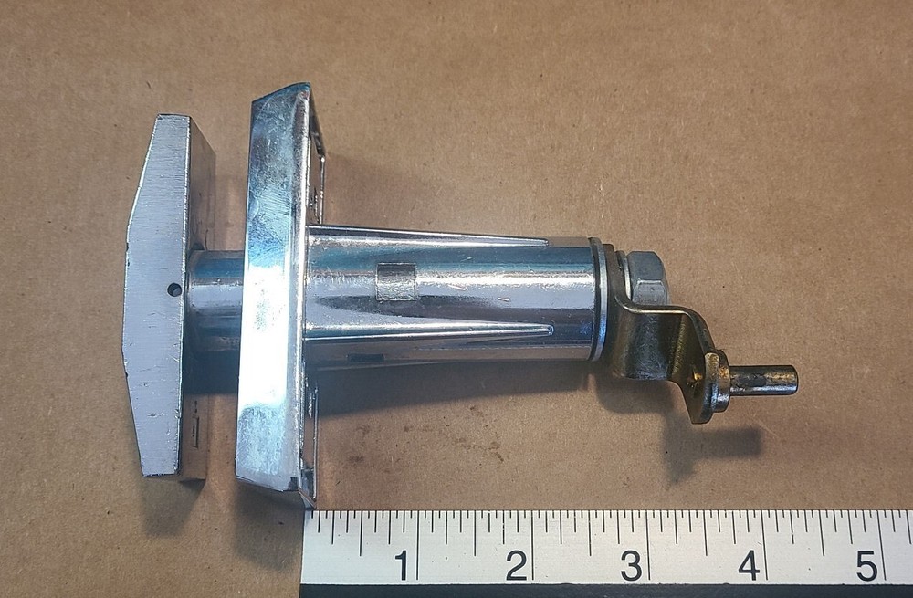 (AP) Automatic Products T handle for snack vending machine