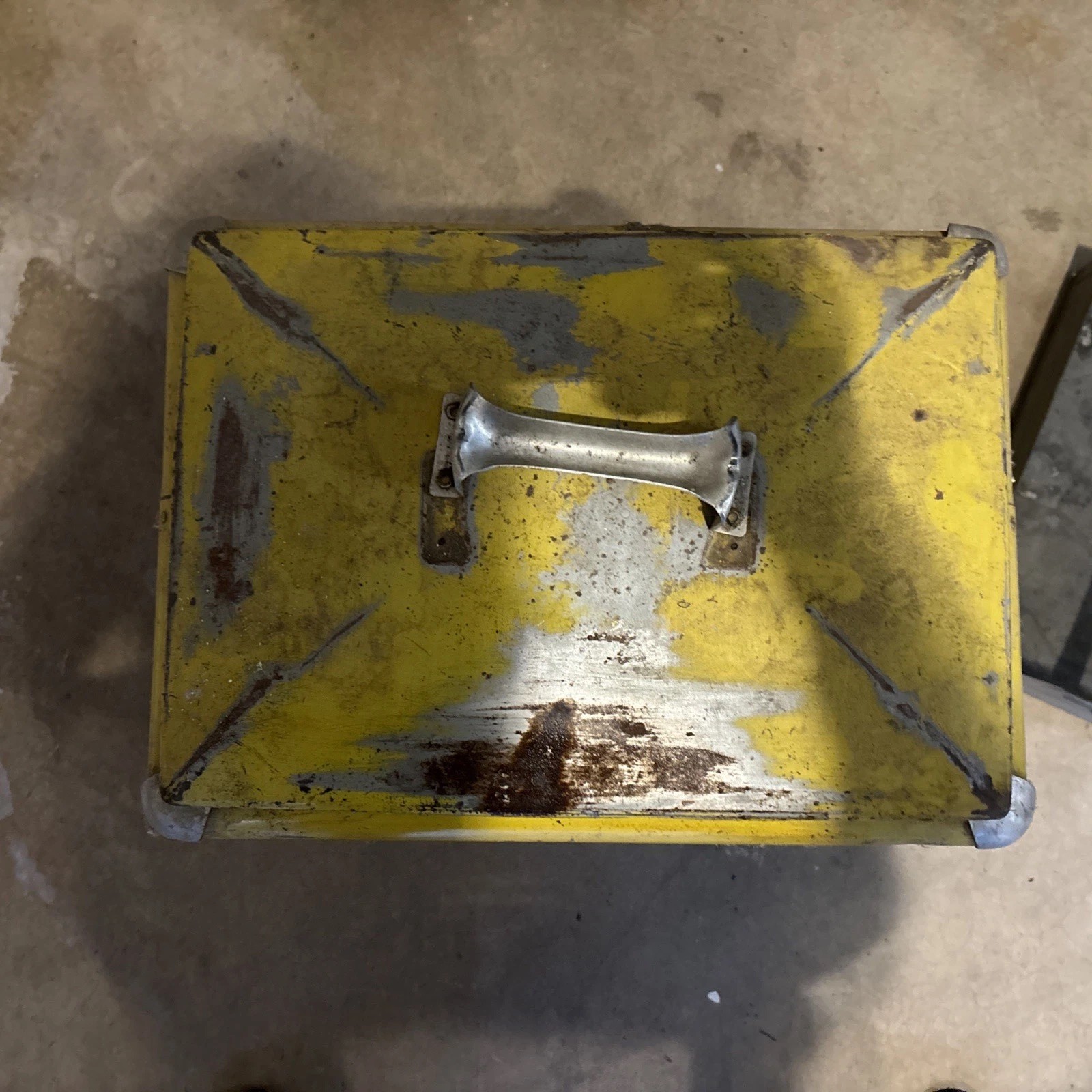 Vintage Royal Crown RC Cola Soda Metal Cooler. Yellow w/red Lettering.