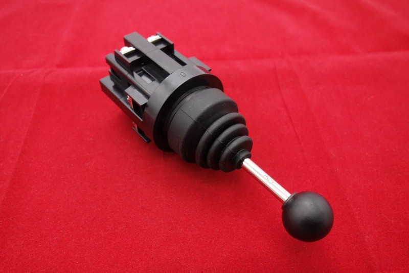 NEW 1X 4 Direction Maintained Monoleaver Switch Joystick controllers Cutout 30mm