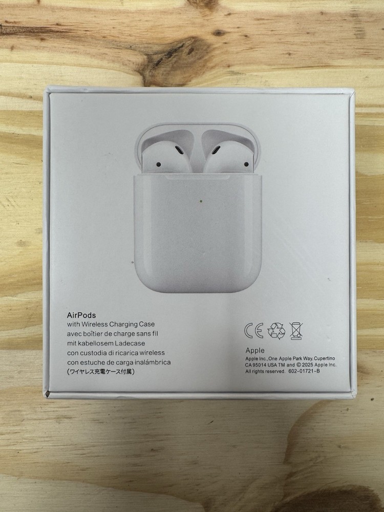 Apple AirPods 2nd Generation With Charging Case Sealed Opened Box