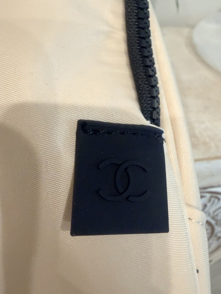 Chanel Large duffel bag GWP