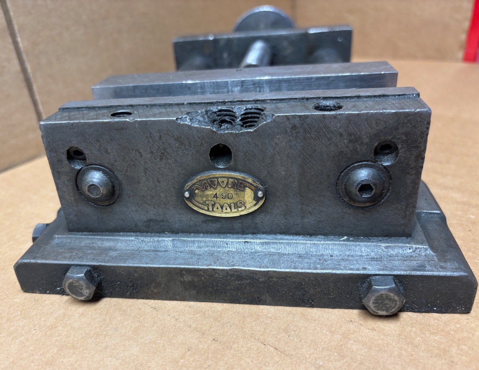 MOORE TOOLS - 5 1/2" Machining Vise for Moore Jig Bore Machine - MOVES GREAT