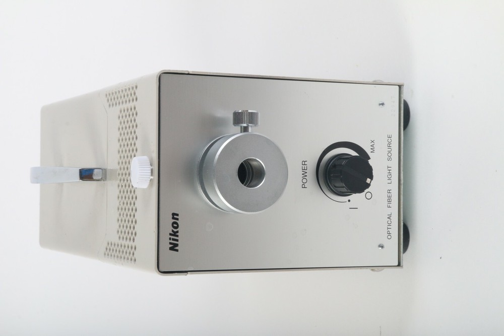 Nikon PSM-11520 Optical Fiber Light Source AS IS