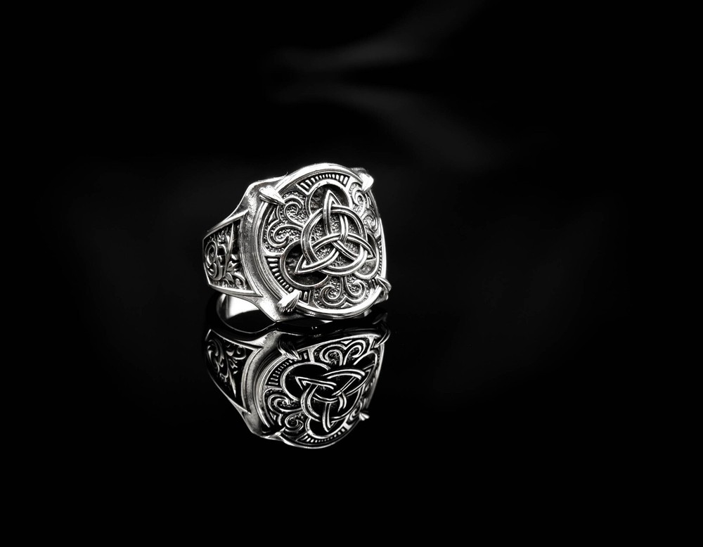 925 Sterling Silver Irish Celtic Triquetra Trinity Knot Ring