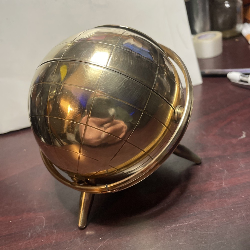 Vintage Globe Shaped Cigarette Holder