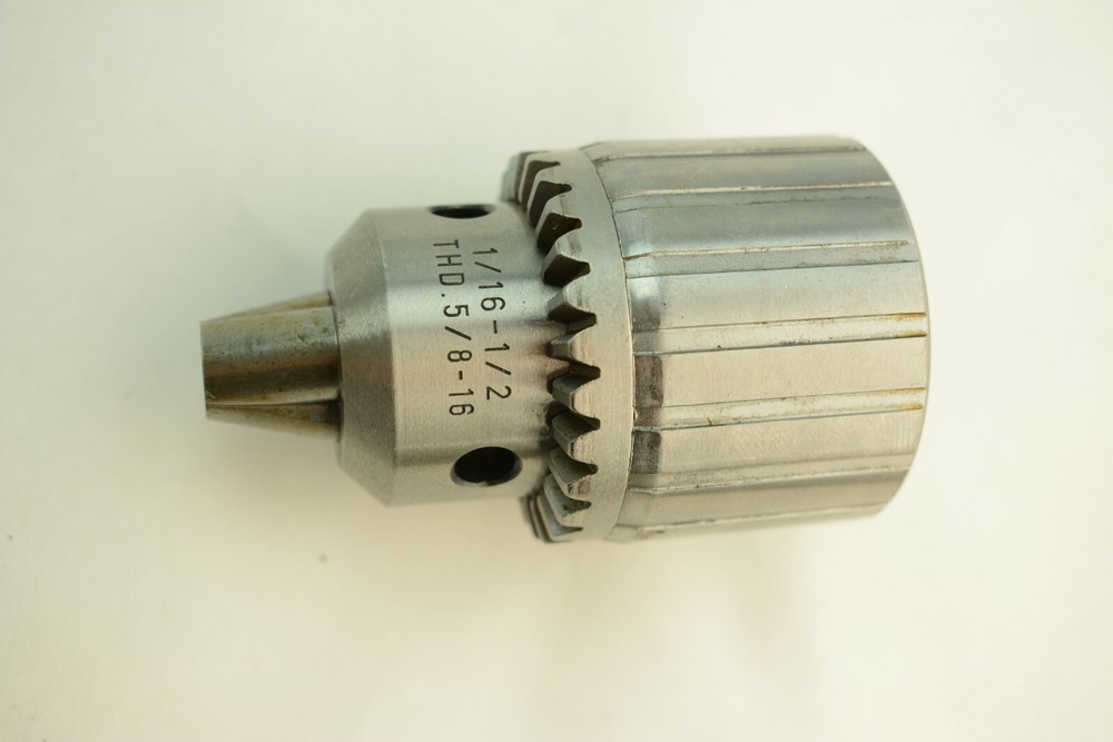 Rohm Key Type Drill Chuck 5/8"-16 NC Thread, 1/16" - 1/2" Clamping range THD