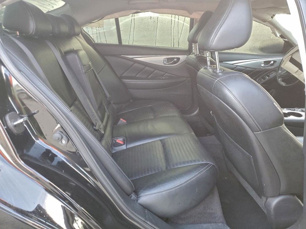 Q50 2020 Glove Box 4946454