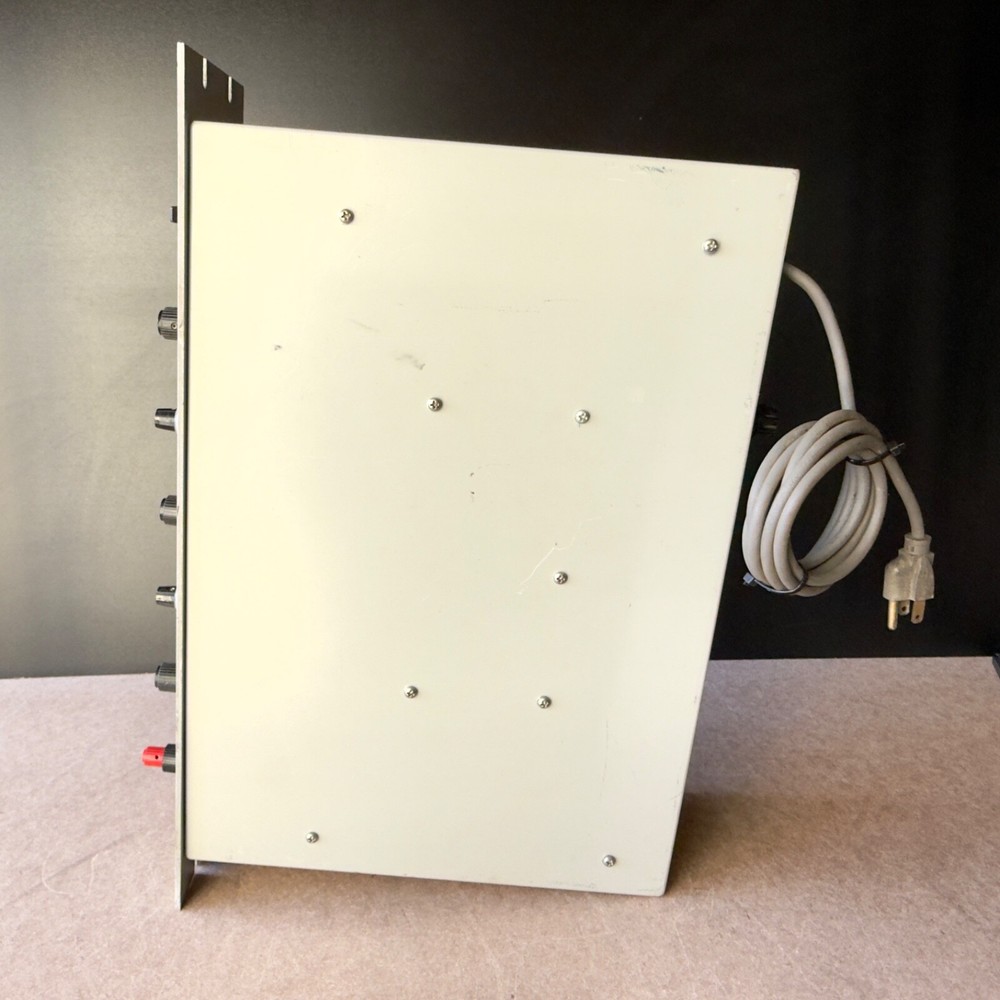 Lake Shore Cryotronics CSC400 Vintage Cryogenic Capacitance Controller Powers On