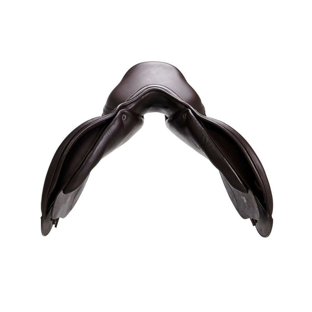 Equestrian Jumping Saddle 17.5"