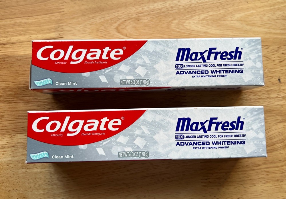 2 PACK Colgate Max Fresh Advanced Whitening Toothpaste Clean Mint 6.3 oz