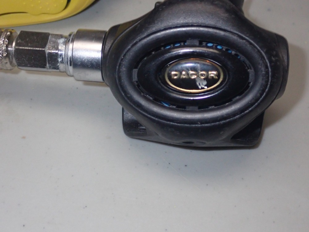 Mares Dacor Scuba Regulator & Octopus Viper. Needs Service