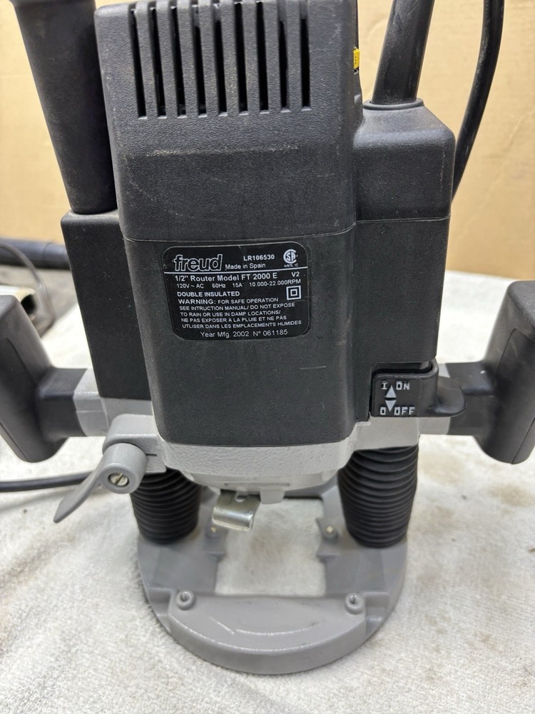 Freud Variable Speed Plunge Router Model FT-2000E tool professional Table Mount