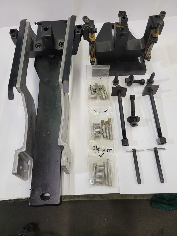MULLER MARTINI 3 HOLE PUNCH KIT