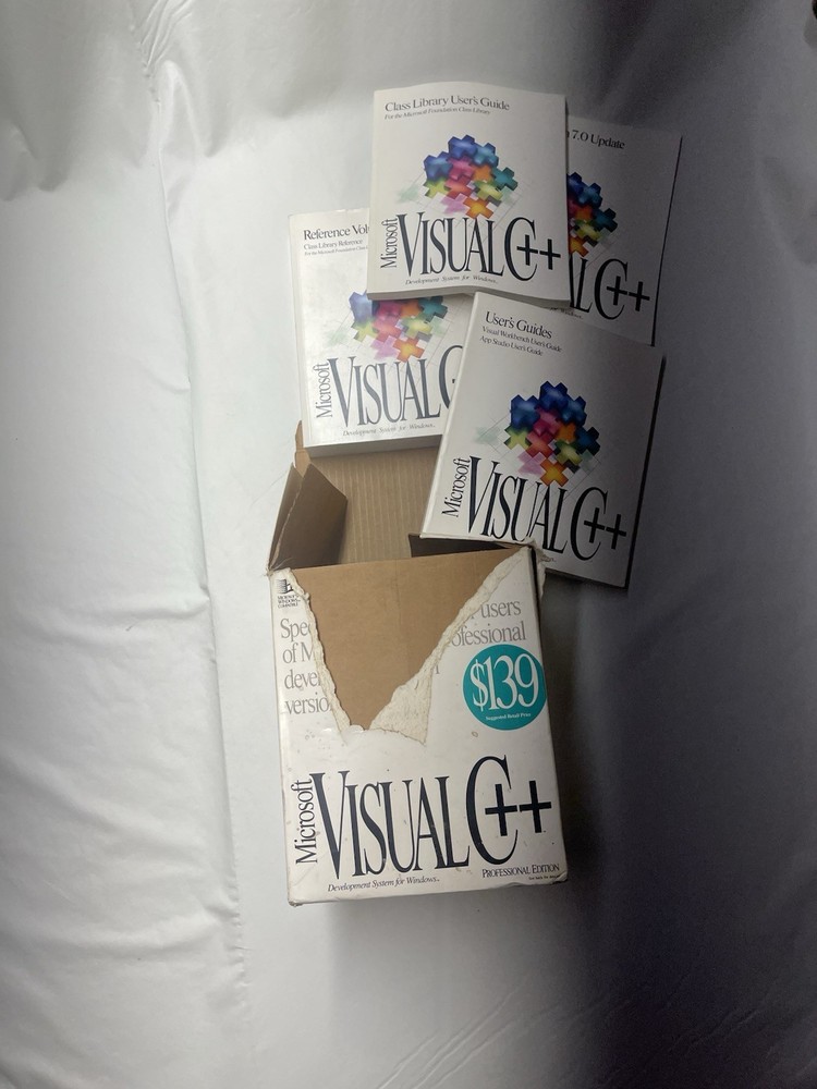 Microsoft Visual C++ Professional Edition Version 1.0 1993 Big Box 3.5" Floppy