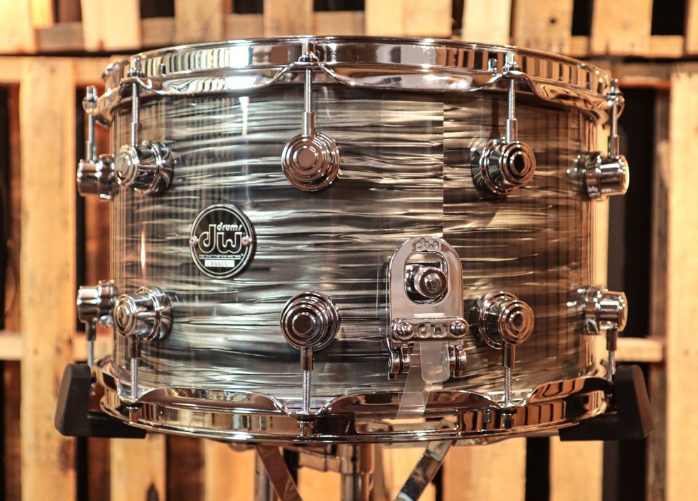 DW Performance Pewter Oyster Snare Drum - 8x14