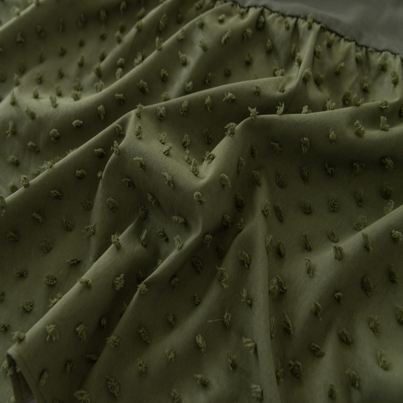 Tufted Dot Bed Skirt Queen Size Ruffled Bed Skirt with Split Corners, 12 Inch...