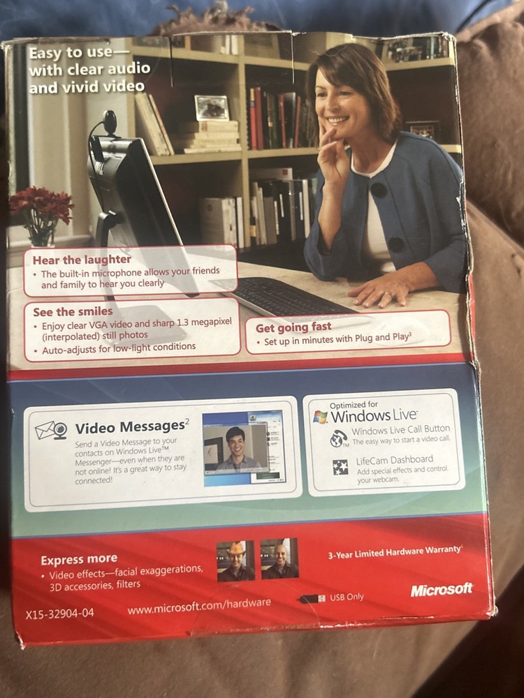 Microsoft LifeCam VX-2000 Web Cam Model 1381 New
