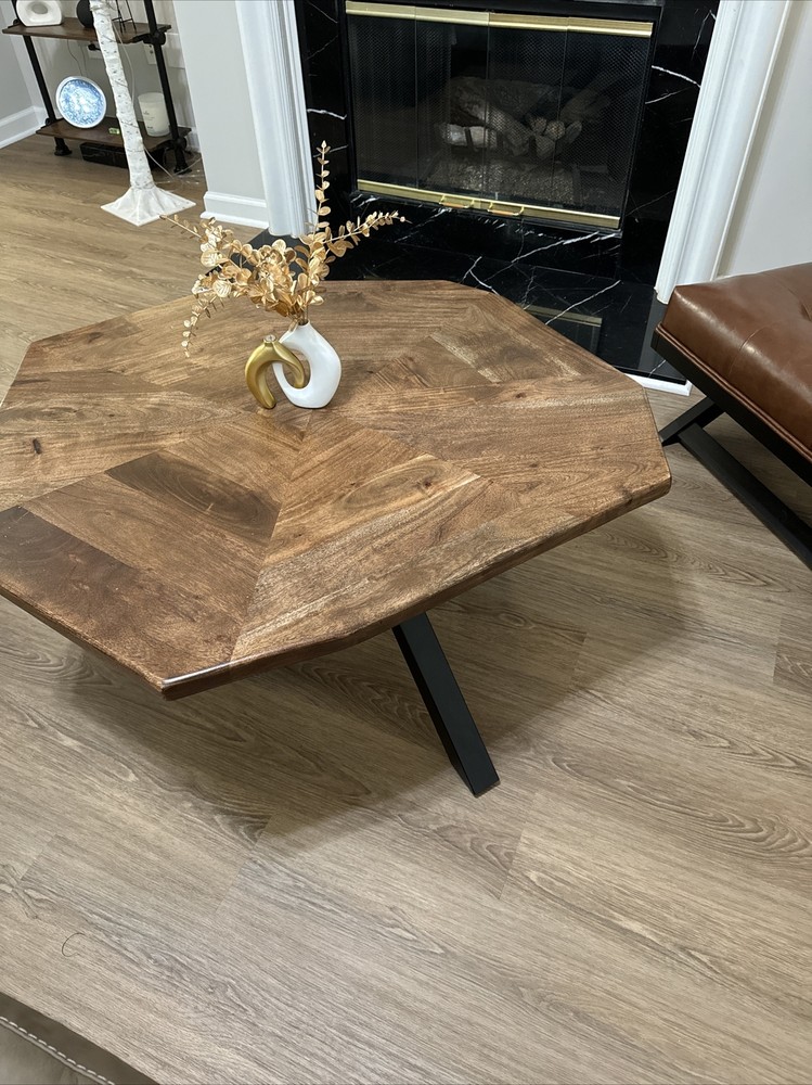 Accent Chair WithCoffee Table