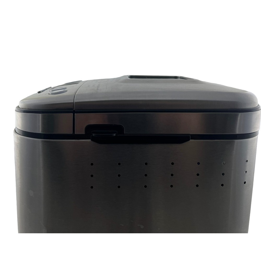 Cuisinart CBK-100 Compact Automatic Bread Maker Silver