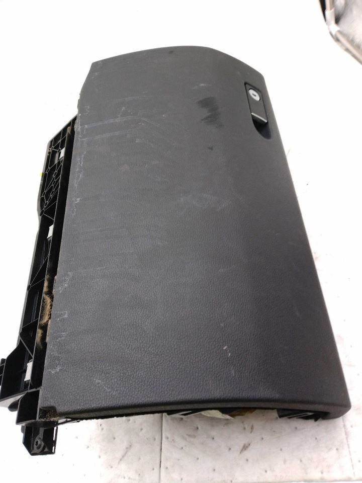 E300D 2011 Glove Box 630130