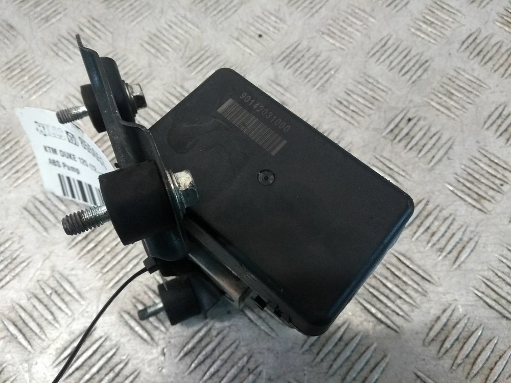 2016 KTM 125 DUKE ABS PUMP