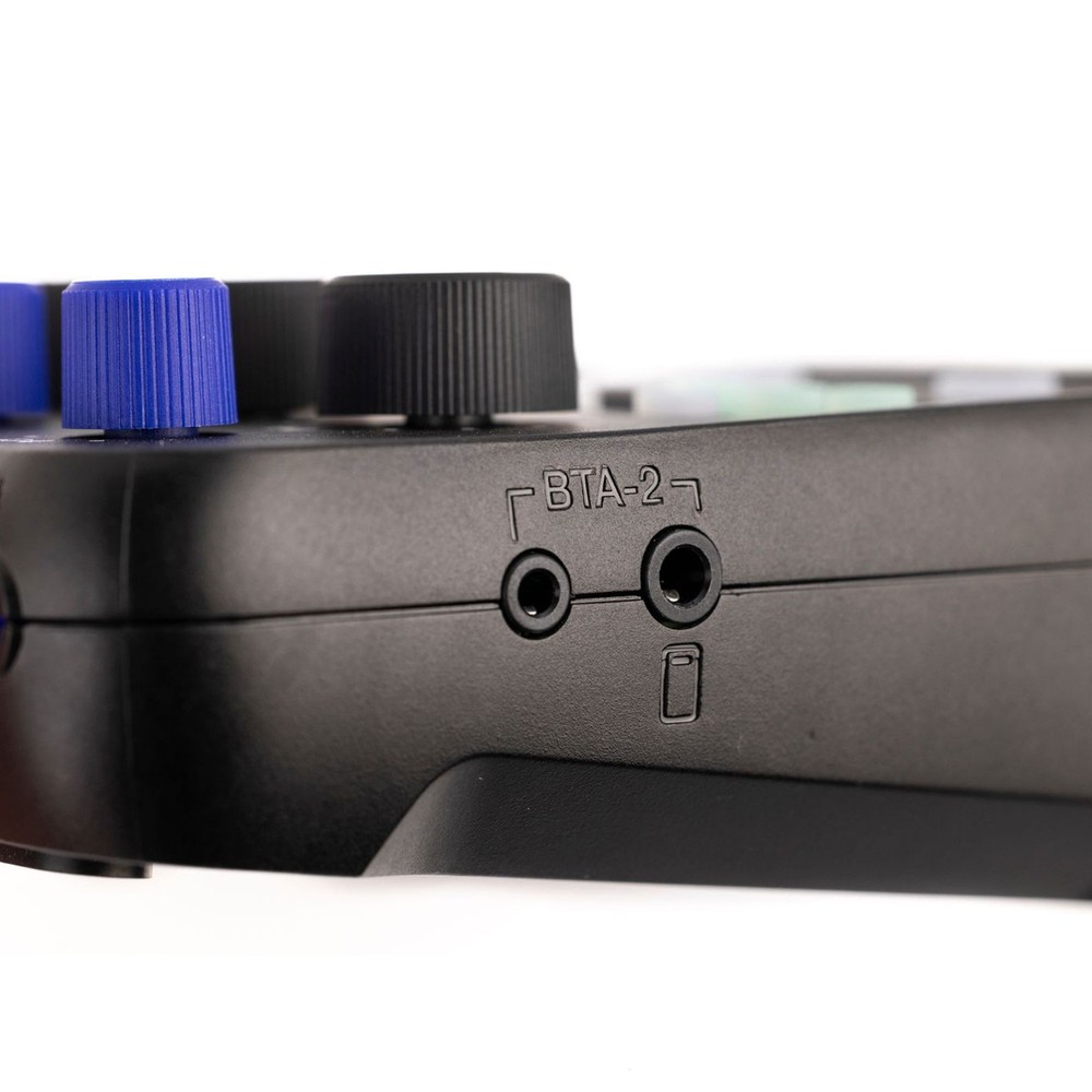 Zoom PodTrak P4next Portable Multitrack Recorder + BTA-2 Bluetooth Adapter