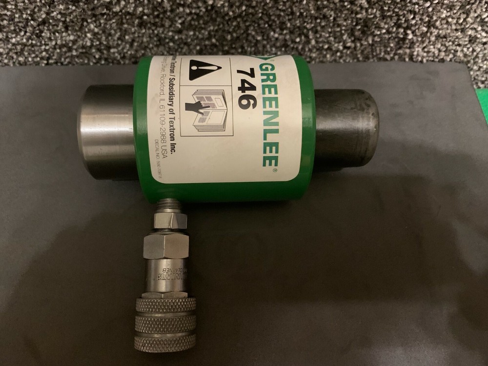 GREENLEE HYDRAULIC RAM KNOCKOUT 746 VWU