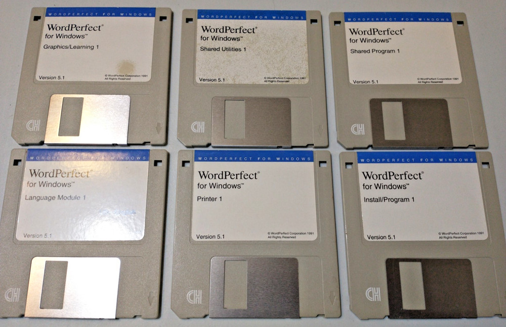 Vintage WordPerfect 5.1 PC Software 3.5 Floppy Set – DOS Word Processor