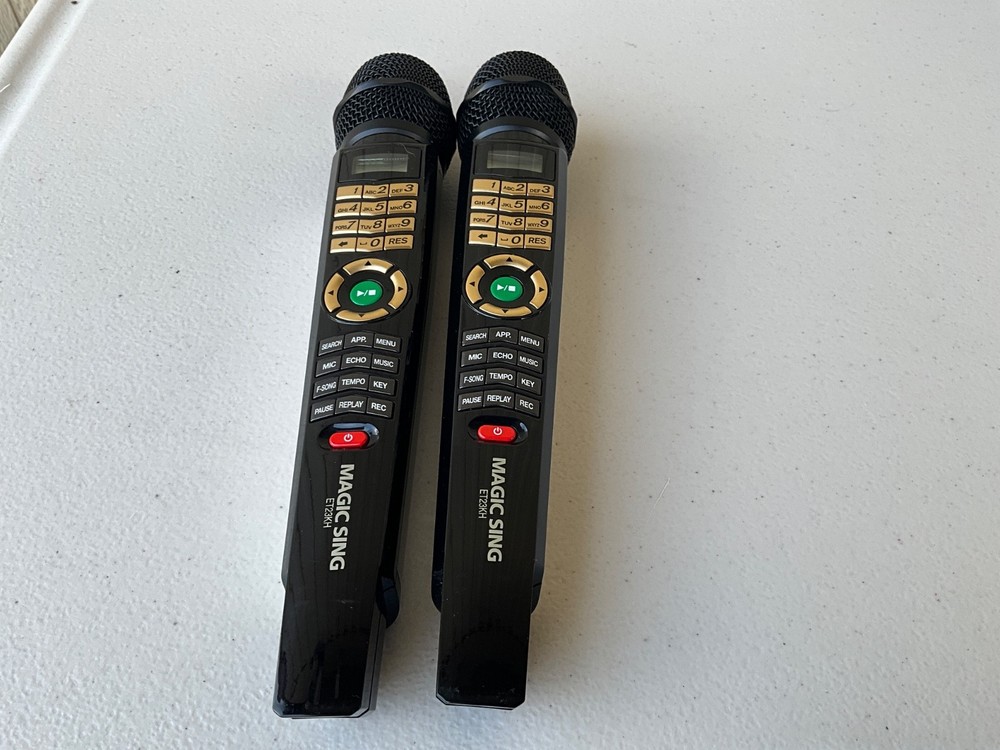 2 Magic Sing EX23DTH Microphone Karaoke on stage wireless Microphone Tested