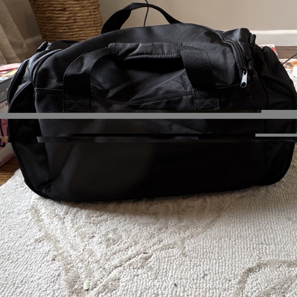 Fordham Alumni Black Medium Grip Gym Bag Polyester 3 Pockets Adjustable Strap