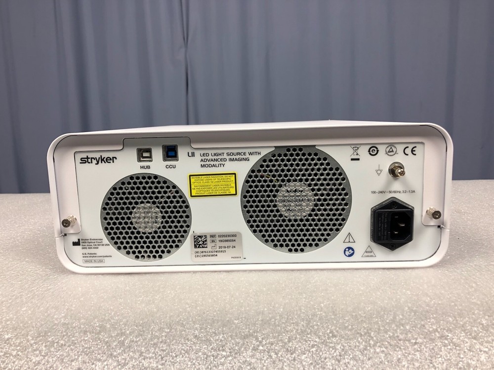 Stryker L11 AIM LED Auto Light Technology Light Source - 2019