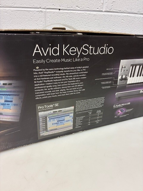Avid M-Audio Key Studio 49 Key Midi Keyboard Controller- Never Used