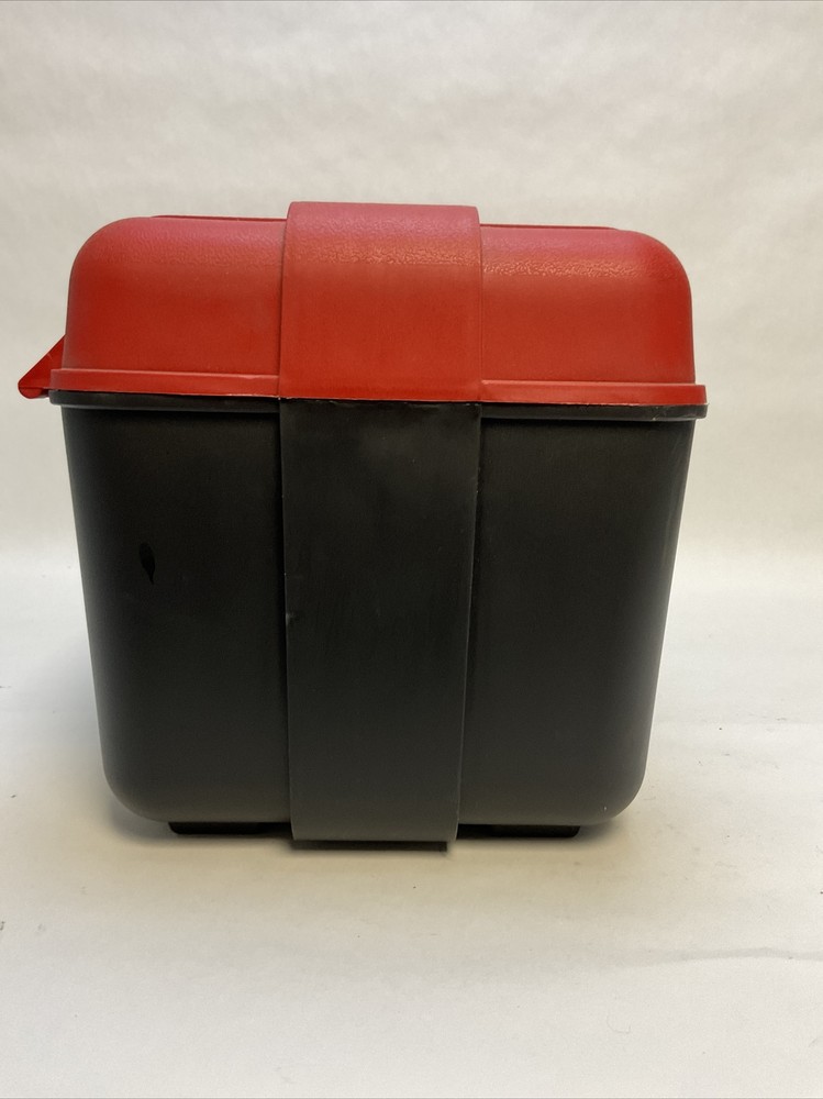 MASTER LOCK EMPTY TOOL BOX