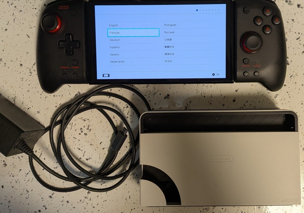 Nintendo Switch OLED Bundle - Hori Split Pad Pro, White OLED Dock & Charger