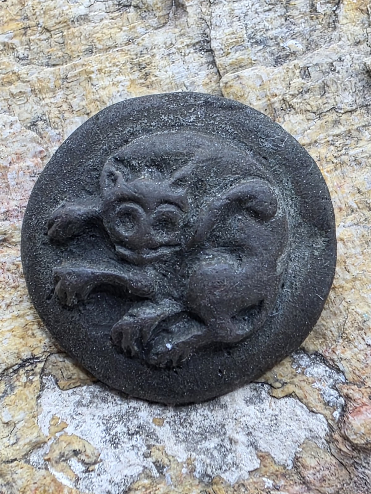 Mexico Spanish Colonial Military Button Lion, Dug In Fuerte De Los Remedios