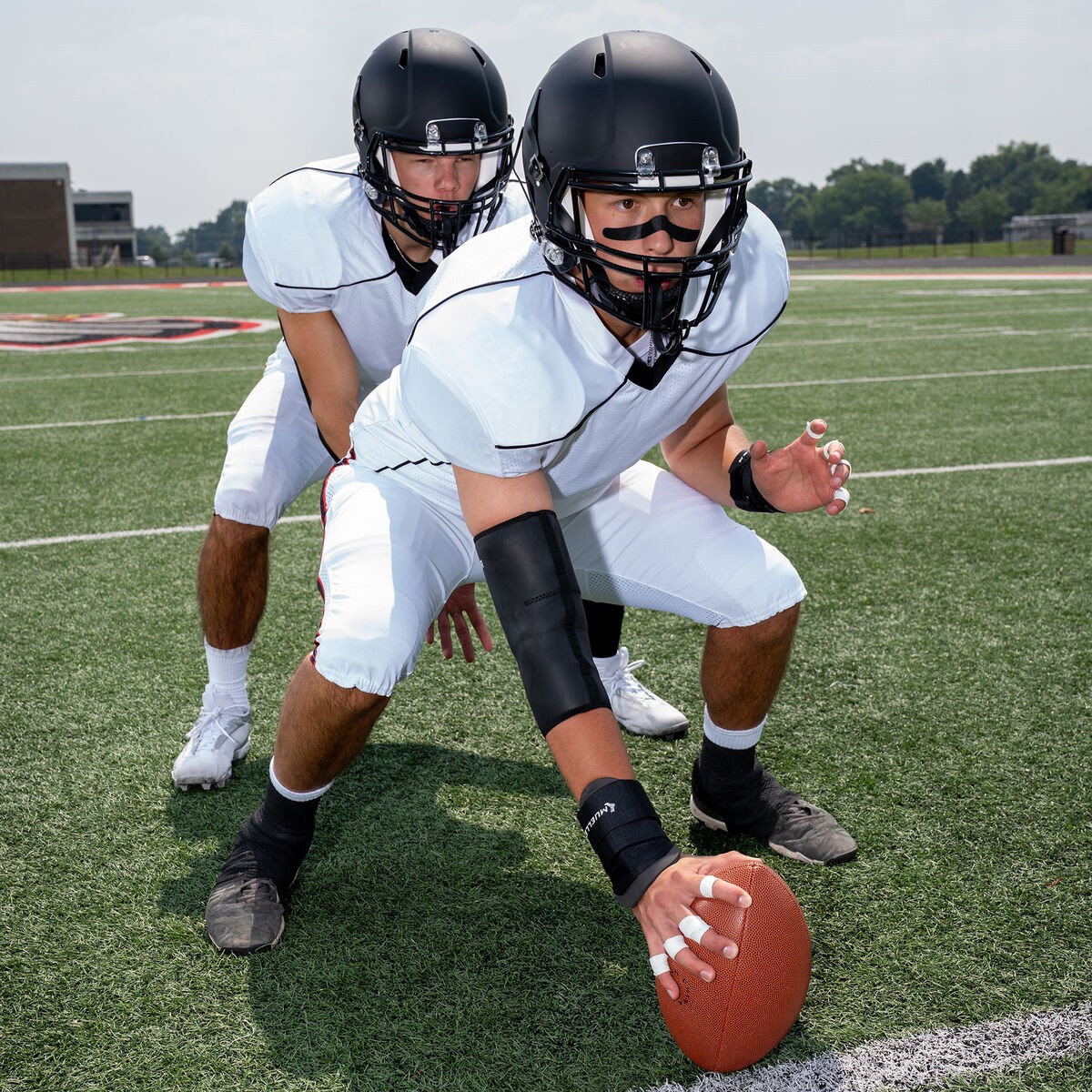 Mueller Professional Elbow Sleeve