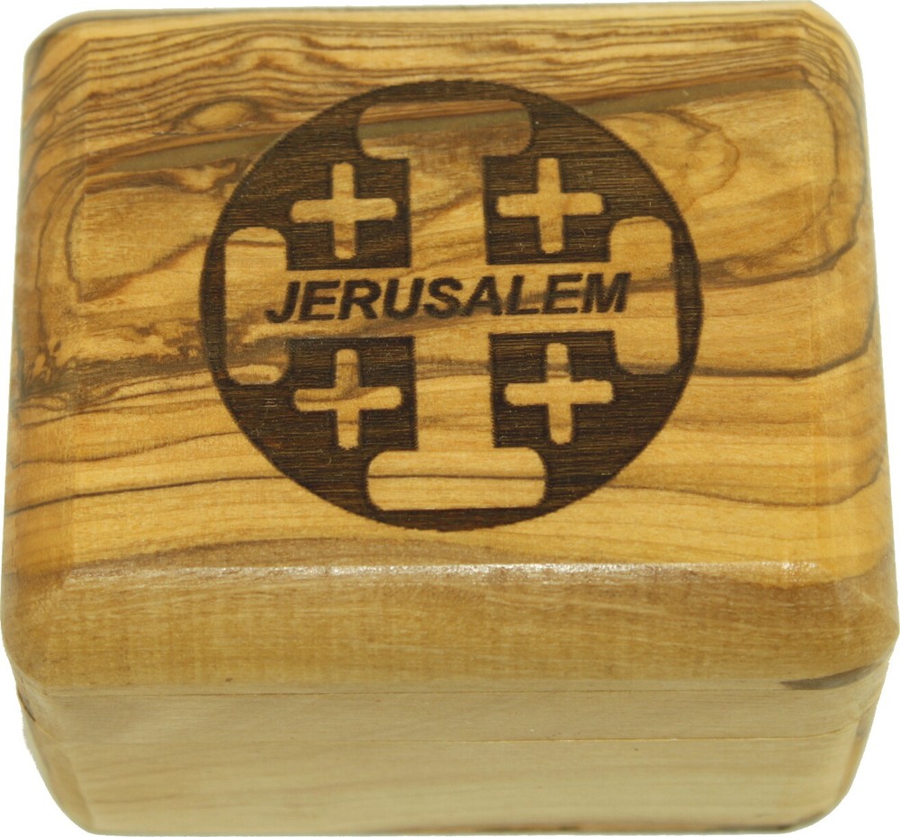 Olive Wood Box with the Jerusalem Cross (1.4"H)