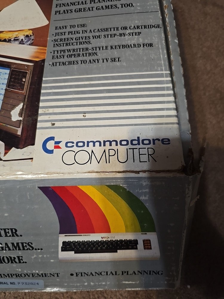 Commodore VIC-20 Computer W Original Box Manual Cables Schematic - Not Tested