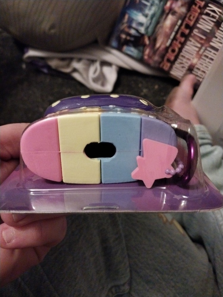 UFO Silicone Alien Earbud Case