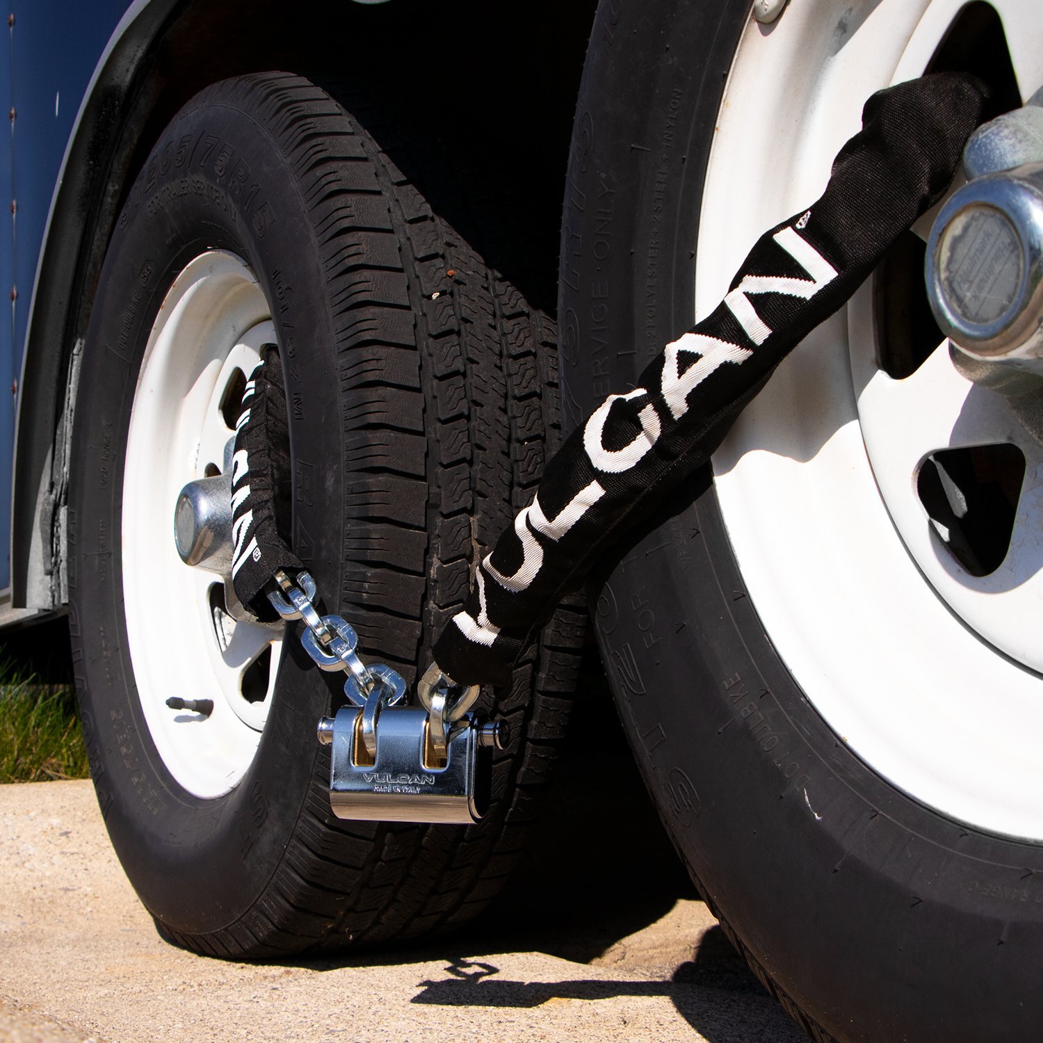 VULCAN Security Chain & Lock Kit - Premium Case-Hardened - 3/8" x 6' Chain