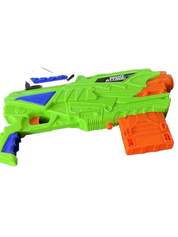 BUZZBEE NIGHT ATTACK TOY GUN