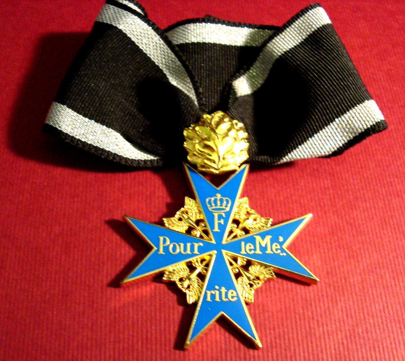 GERMAN POUR LE MERITE "BLUE MAX!!!" SET: ALL 3 LEVELS WITH RIBBONS