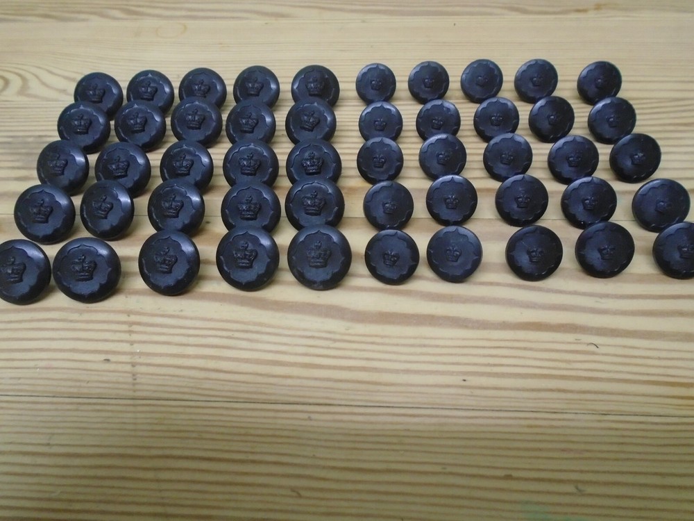 OBSOLETE POLICE  BUTTONS, GENERIC FOR ANY FORCE  X 50