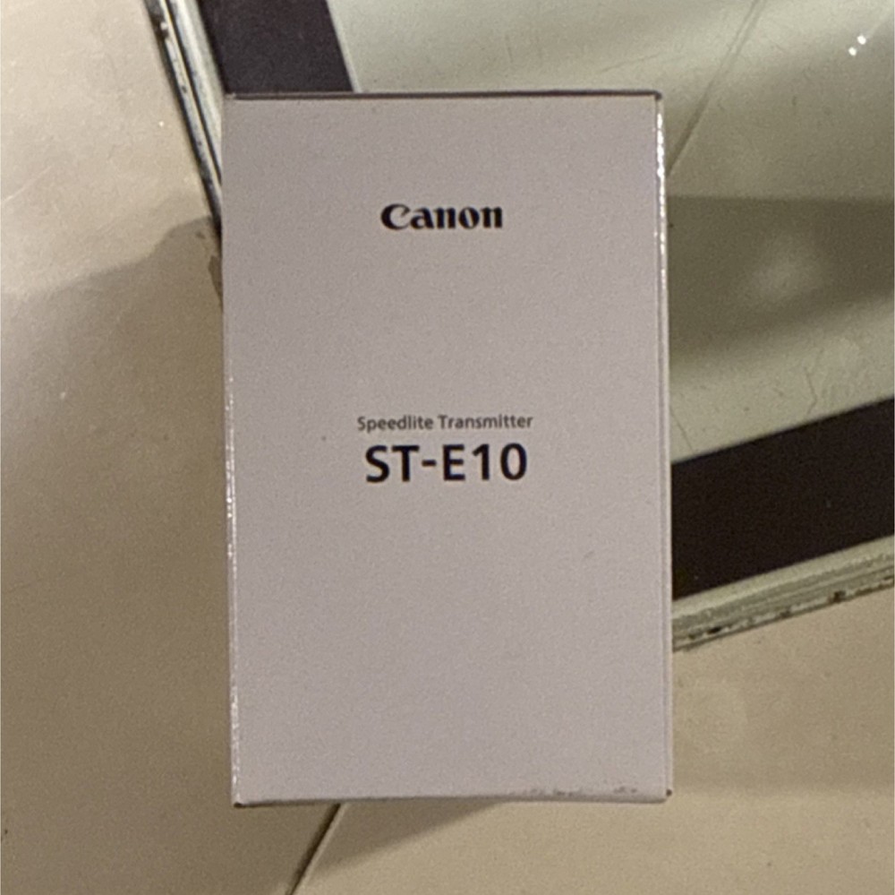 Canon ST-E10 Speedlite Transmitter Multi-Function Shoe White