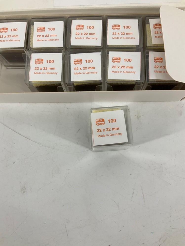 Assistent Deckglaser Microscope Cover Glasses 22x22mm No. 990 (1000)