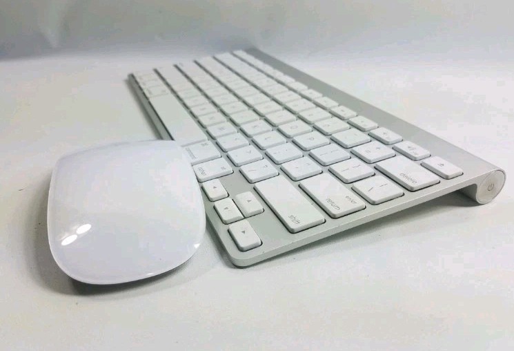 Apple OEM Wireless Keyboard (A1314) and Magic Mouse (A1296) Tested Working